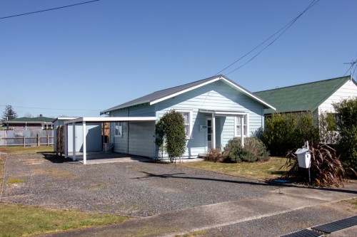 Central & Cosy in Paeroa - 3 Bedroom