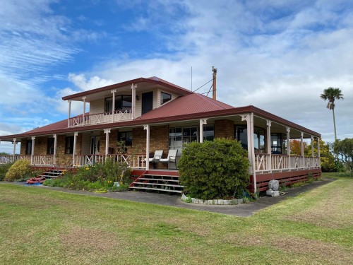 Large Rural Home - Puriri